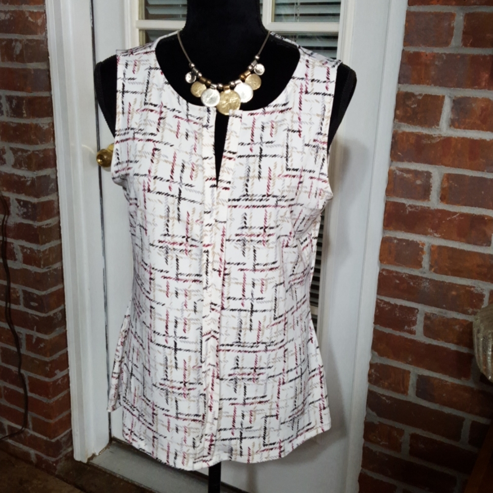 WHBM sleeveless top cream black tan wine print stretch Vneck size Medium EUC